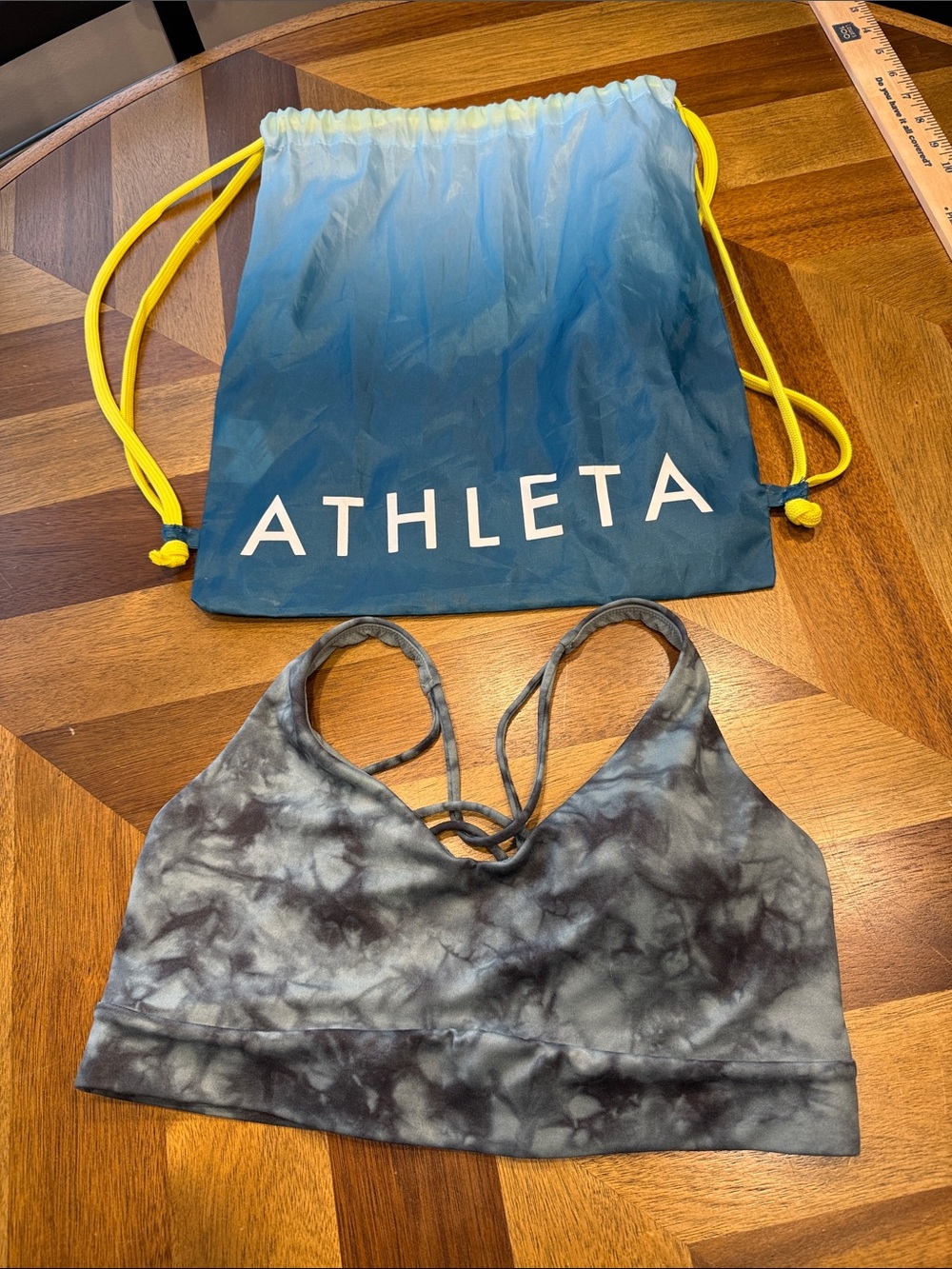 Athleta Blue Gradient Drawstring Bag with Gray Tie-Dye Sports Bra see desc